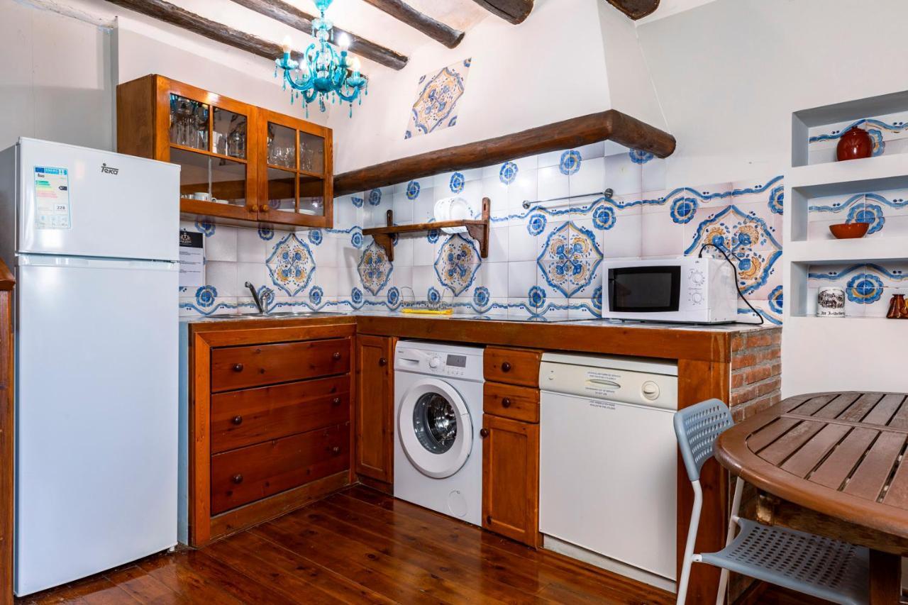 Apartamentos Vino Tinto Y Restaurante Tomate Rosa 아다후에스카 외부 사진